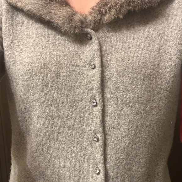 Rabbit Collar Cardigan - Picture 2 of 5